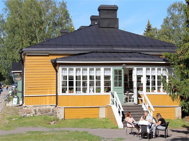Linnoituksen Majurska-kahvila.