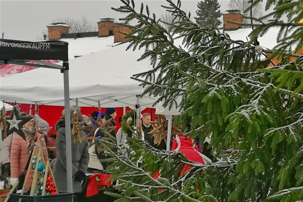 Perinteiset Linnoituksen Joulumarkkinat.jpeg